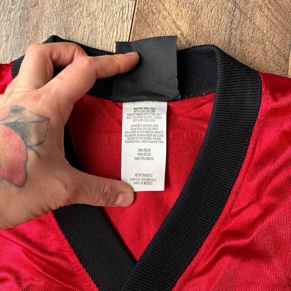 Vintage Tampa Bay Buccaneers Jersey Men's Large Red Adidas Brad Johnson 5663‎ - Picture 6 of 10